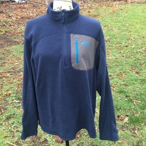 The North Face men’s 1/4 zip pullover size Large